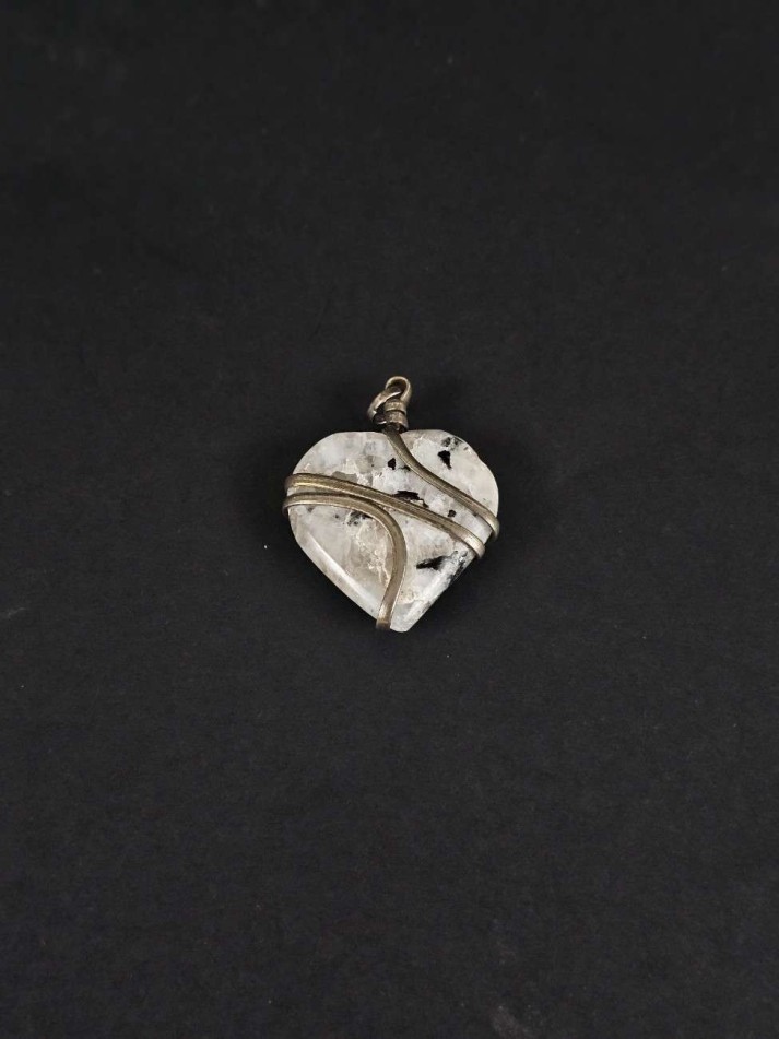 Heart Rainbow Moonstone